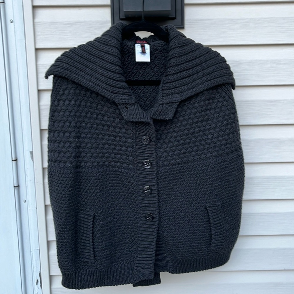 ESCADA LADIES CHARCOAL GRAY WOOL CAPE SWEATER-40